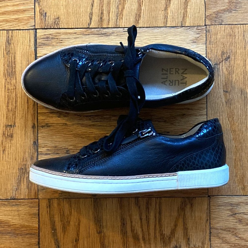 Naturalizer Black leather womens sneakers